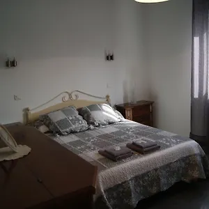 apparthotel-les-rochers.fr-provencehotel.com/
