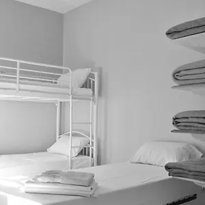 lauberge-du-pelerin-et-du-voyageur.fr-provencehotel.com/